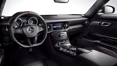 Mercedes SLS AMG GT Cockpit