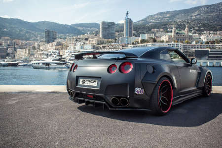 Nissan GT-R R35 PD750 Widebody by Prior Design
