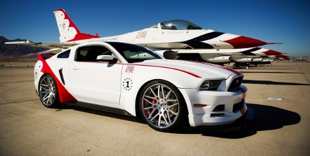 Ford Mustang U.S. Air Force Thunderbirds Edition 2014